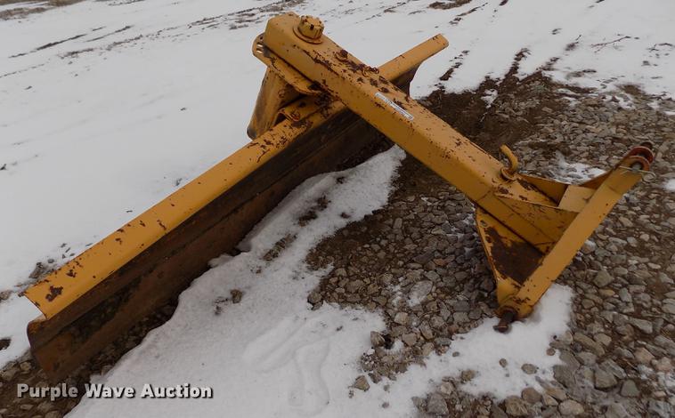 image for item FH9087 Blade