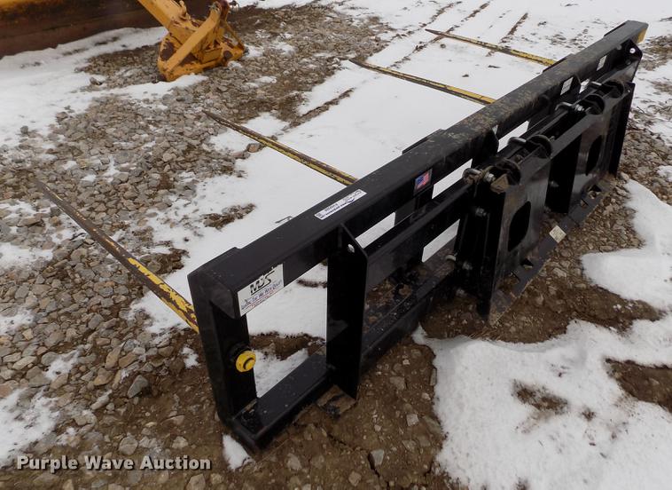 image for item FH9088 2018 MDS bale spear