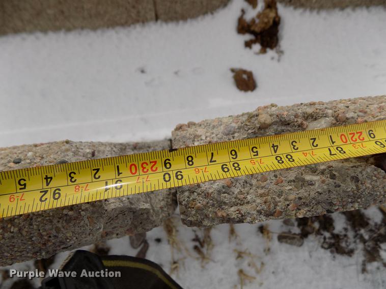 image for item FH9091 (13) concrete feed bunks