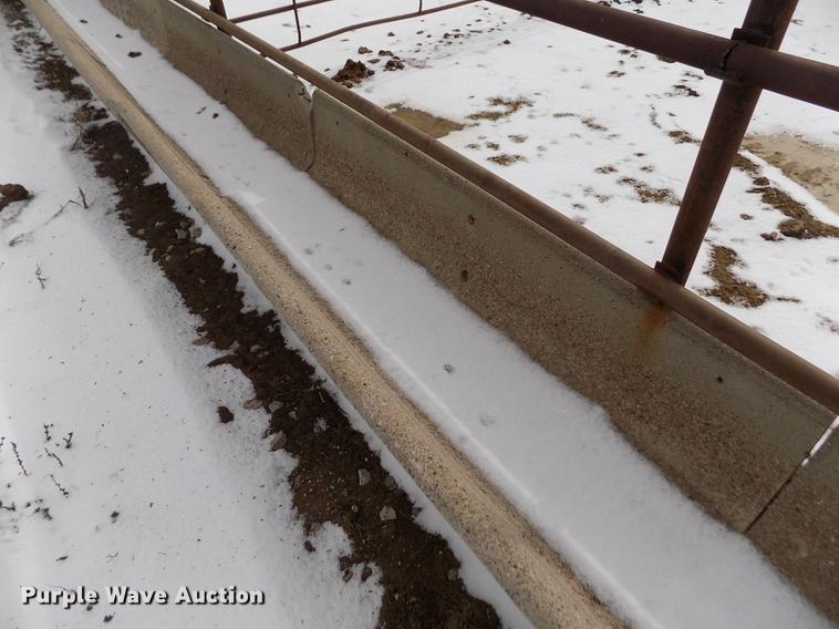 image for item FH9091 (13) concrete feed bunks