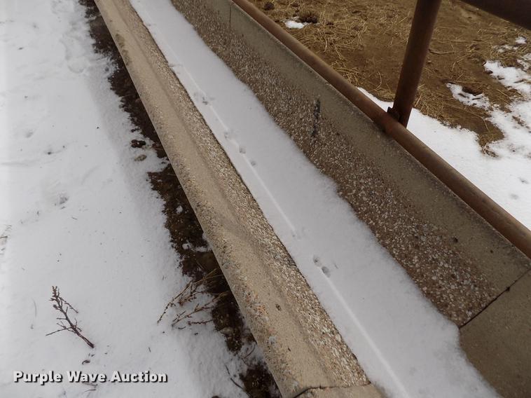 image for item FH9091 (13) concrete feed bunks