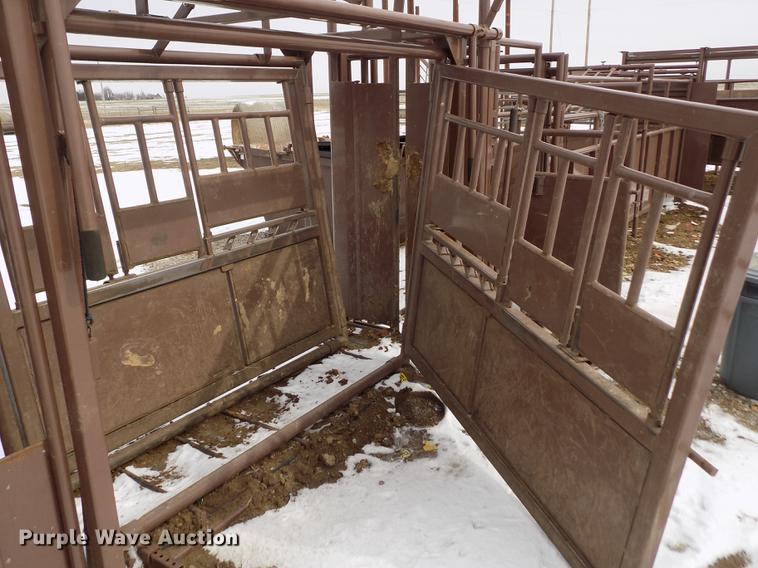 image for item FH9092 Blattner All Around squeeze chute