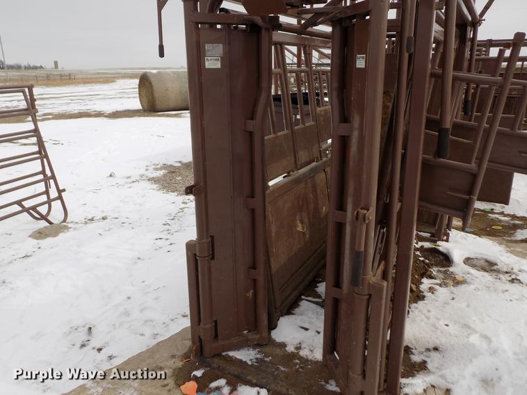 image for item FH9092 Blattner All Around squeeze chute