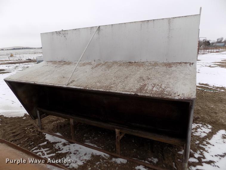 image for item FH9094 Creep feeder