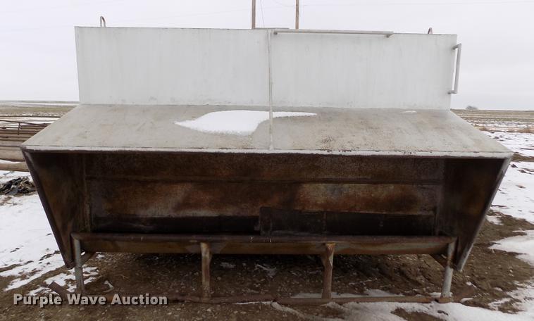 image for item FH9094 Creep feeder