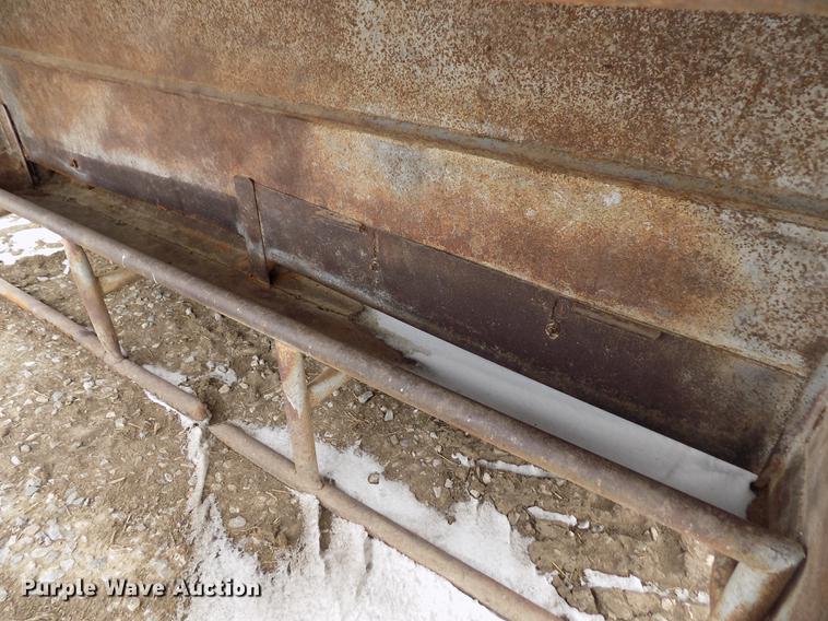 image for item FH9094 Creep feeder