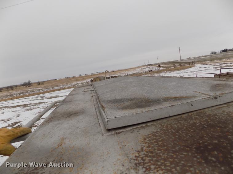 image for item FH9094 Creep feeder