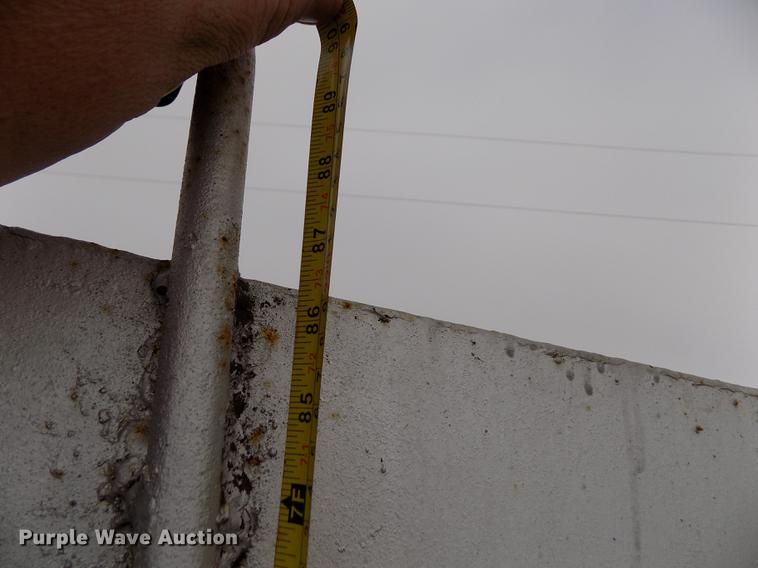 image for item FH9094 Creep feeder