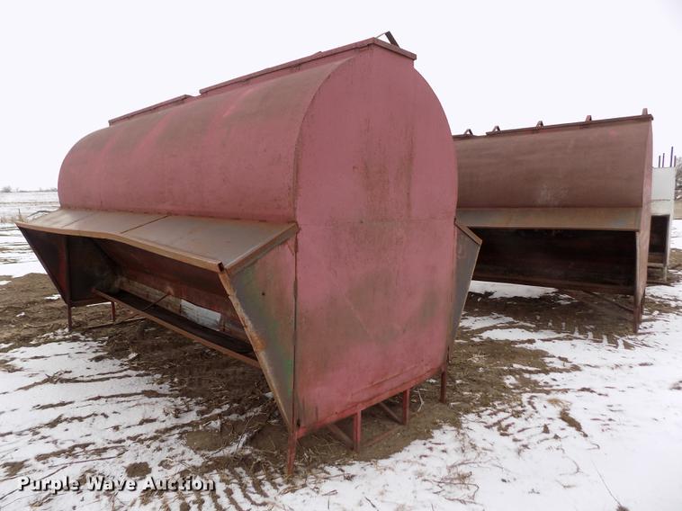 image for item FH9095 (2) livestock feeders