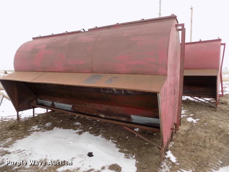image for item FH9095 (2) livestock feeders