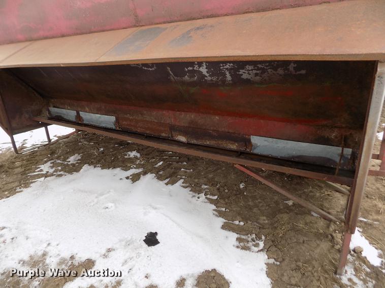 image for item FH9095 (2) livestock feeders