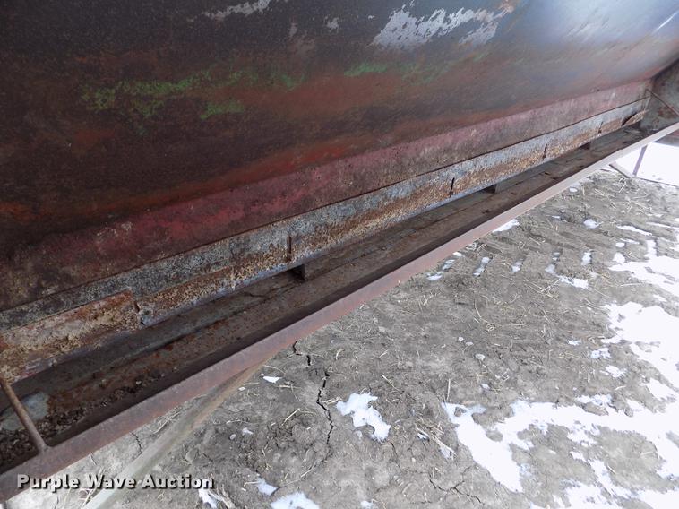 image for item FH9095 (2) livestock feeders