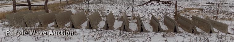 image for item FH9096 (13) concrete feed bunks