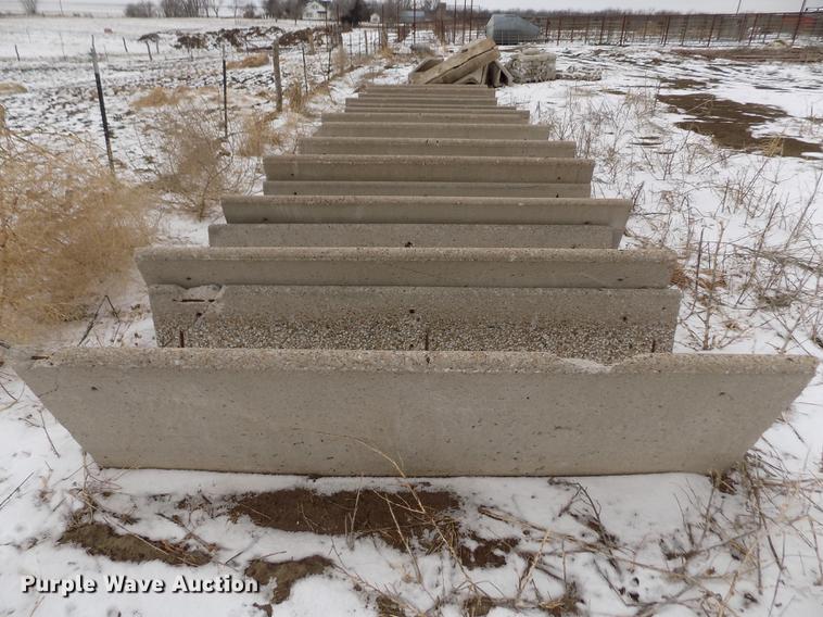 image for item FH9096 (13) concrete feed bunks