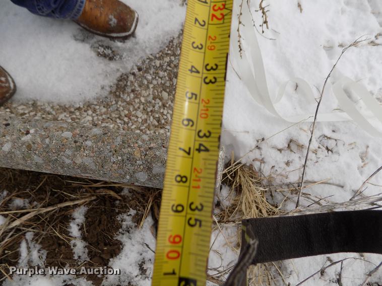 image for item FH9096 (13) concrete feed bunks