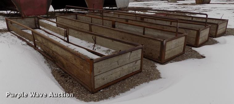 image for item FH9097 (4) bottomless livestock feeders
