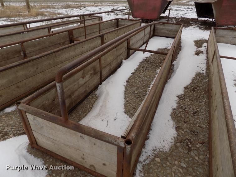 image for item FH9097 (4) bottomless livestock feeders