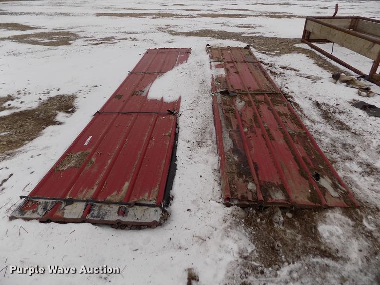 image for item FH9098 Approximately 80 sheets of metal