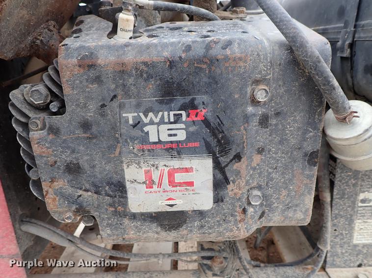 image for item FL9621 Lincoln Weldanpower 225 G7 welder/generator