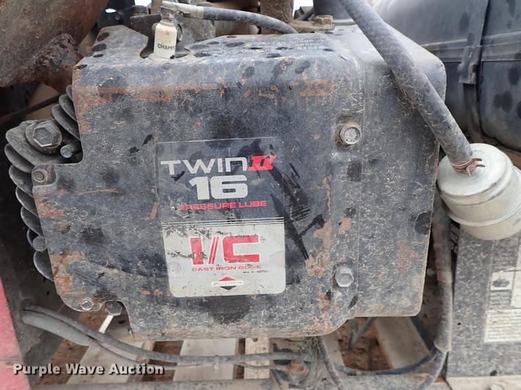 image for item FL9621 Lincoln Weldanpower 225 G7 welder/generator