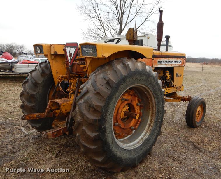image for item FQ9619 Minneapolis Moline M670 tractor