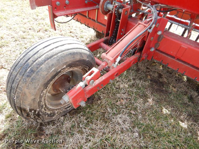 image for item FQ9666 Case 5500MTDR grain drill
