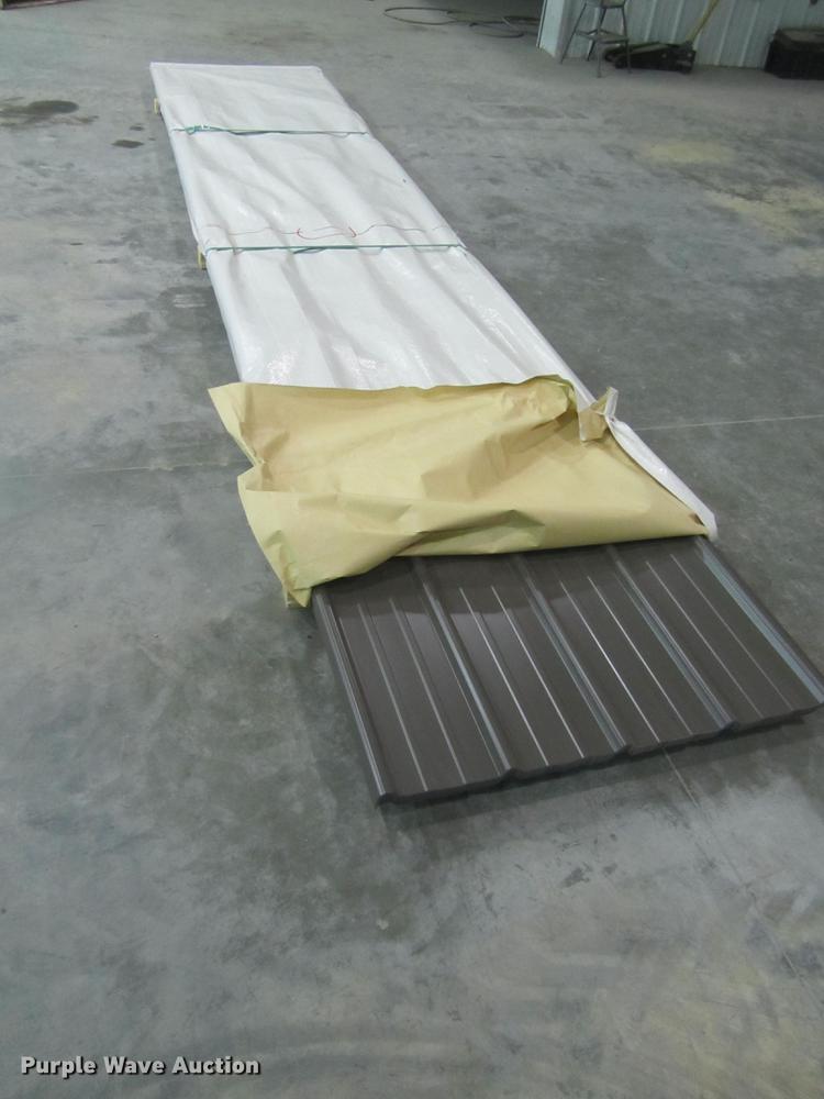 image for item G1629 (90) sheets of metal siding/roofing