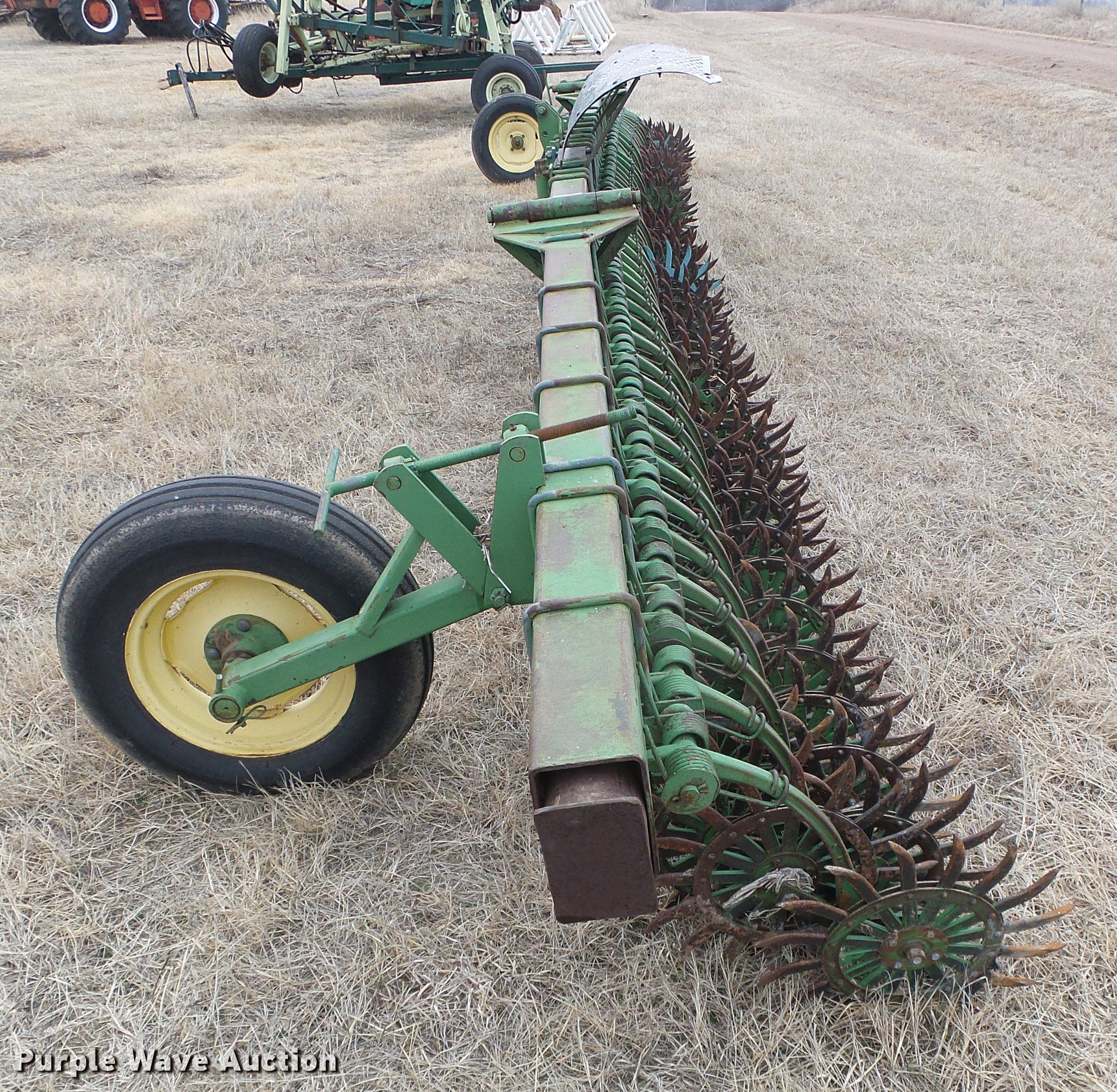 John Deere 400 rotary hoe in Spearville, KS Item DF2961 sold Purple Wave
