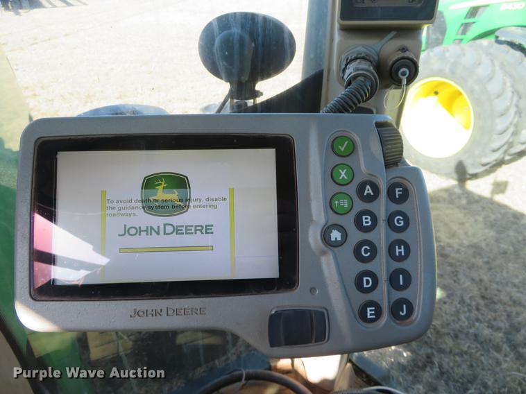 image for item DE8807 2007 John Deere 8430 MFWD tractor