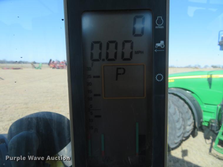 image for item DE8807 2007 John Deere 8430 MFWD tractor