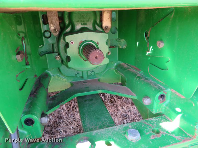 image for item DE8807 2007 John Deere 8430 MFWD tractor