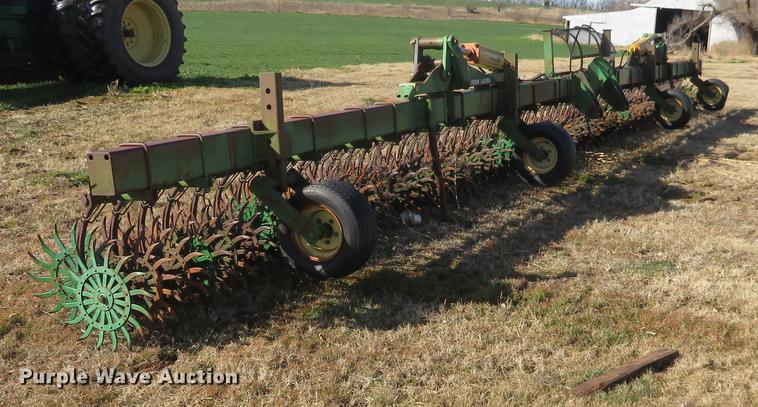 image for item DE8808 John Deere 400 rotary hoe