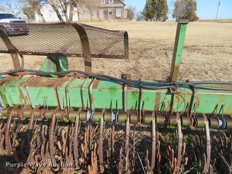 image for item DE8808 John Deere 400 rotary hoe