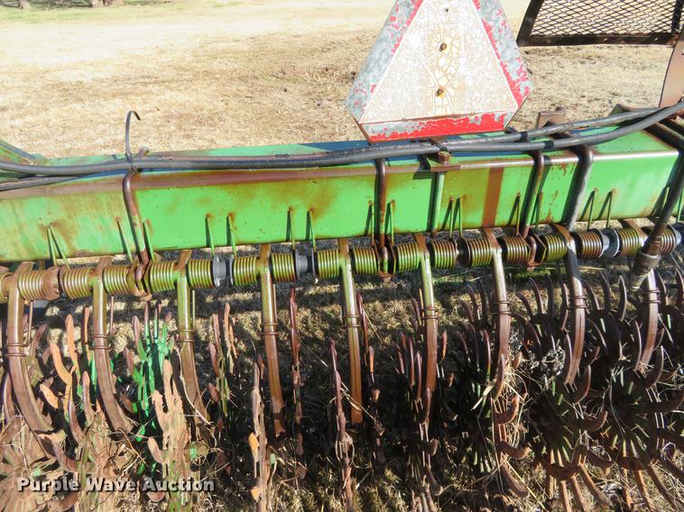 image for item DE8808 John Deere 400 rotary hoe