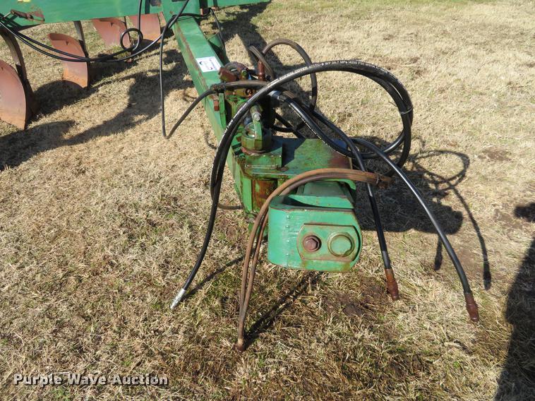 image for item DE8809 John Deere 2800 eight bottom plow