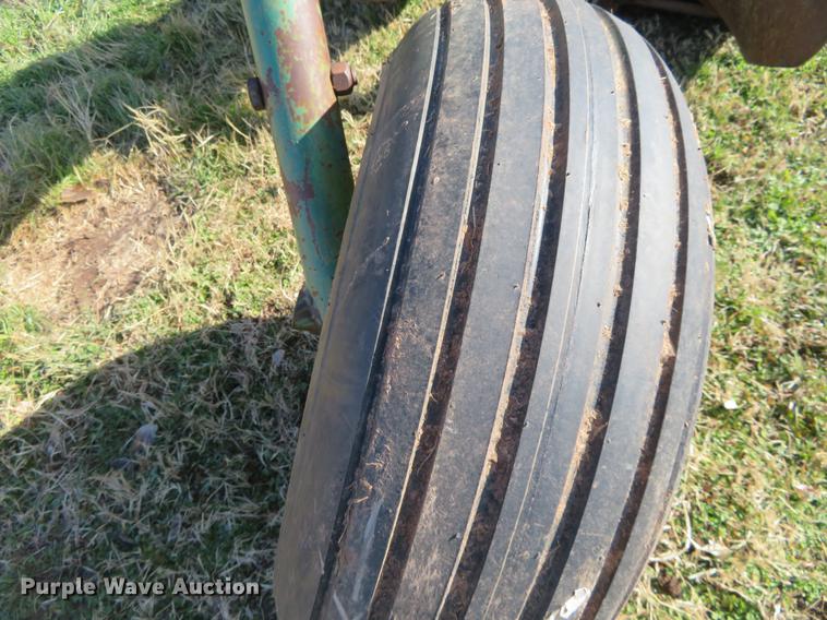 image for item DE8809 John Deere 2800 eight bottom plow