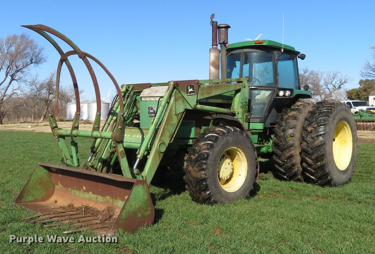 image for item DE8810 1983 John Deere 4850 tractor