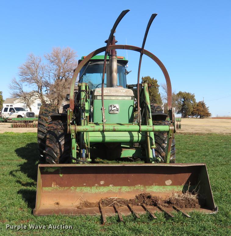 image for item DE8810 1983 John Deere 4850 tractor