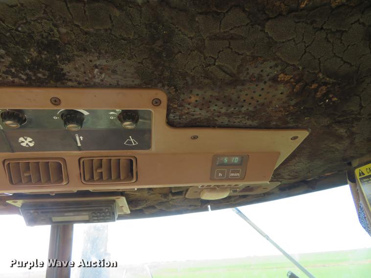 image for item DE8810 1983 John Deere 4850 tractor