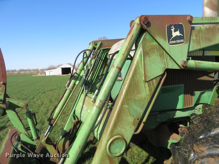 image for item DE8810 1983 John Deere 4850 tractor