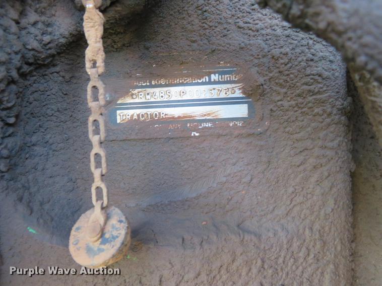 image for item DE8810 1983 John Deere 4850 tractor