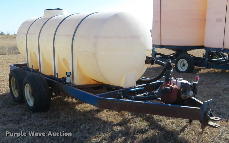 image for item DE8811 Nurse tank trailer