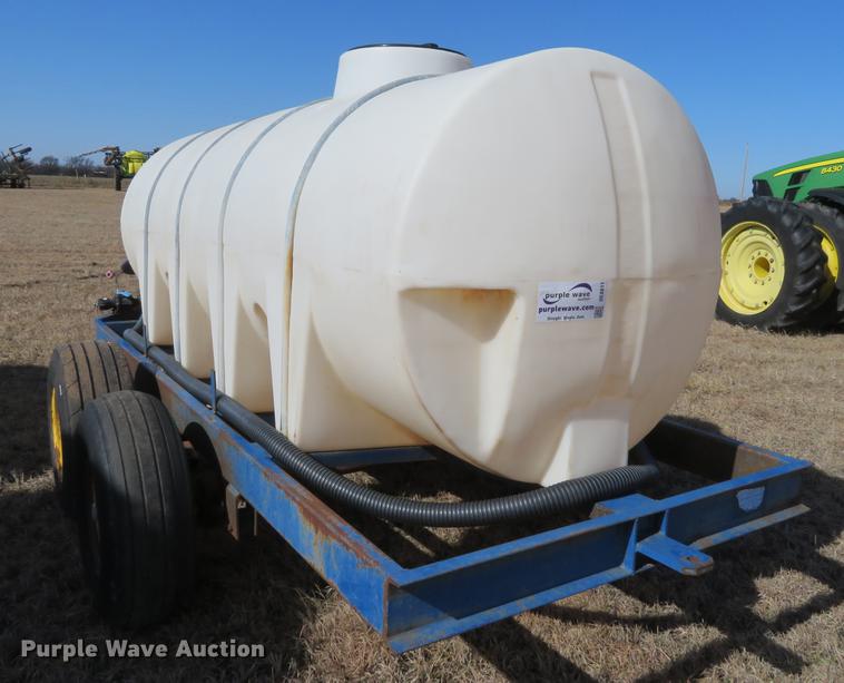 image for item DE8811 Nurse tank trailer