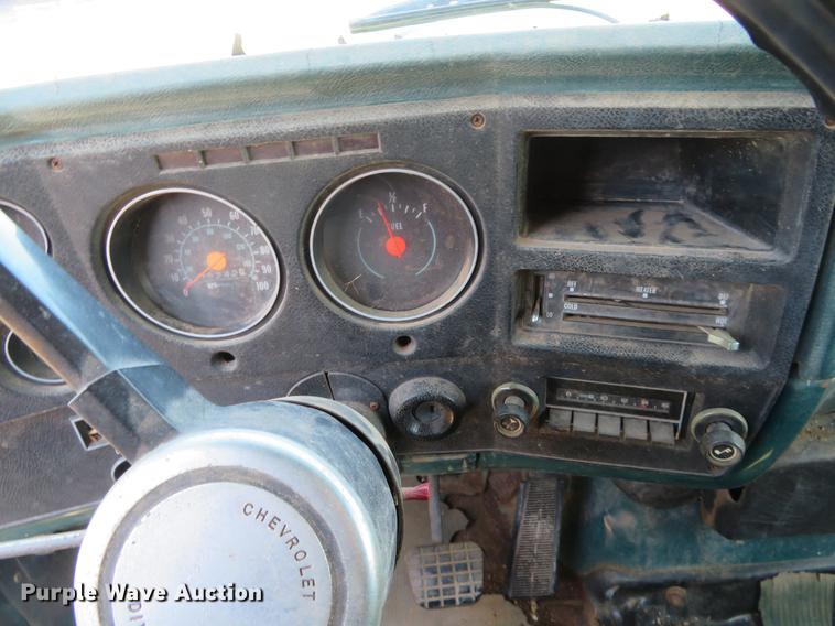 image for item DE8813 1979 Chevrolet C60 grain truck
