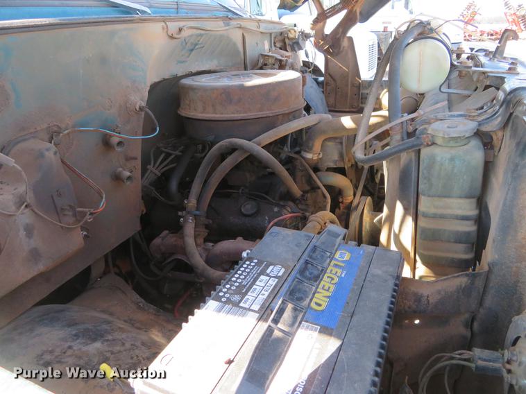 image for item DE8813 1979 Chevrolet C60 grain truck