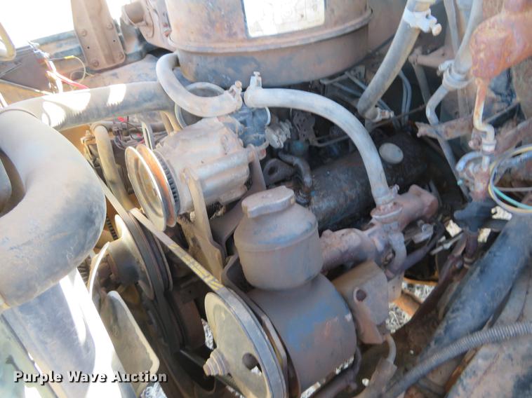 image for item DE8813 1979 Chevrolet C60 grain truck