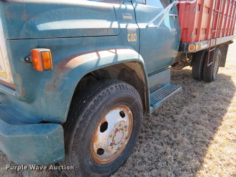 image for item DE8813 1979 Chevrolet C60 grain truck