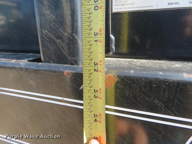 image for item DE8814 1995 Freightliner FL80 grain truck