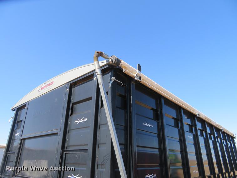 image for item DE8814 1995 Freightliner FL80 grain truck