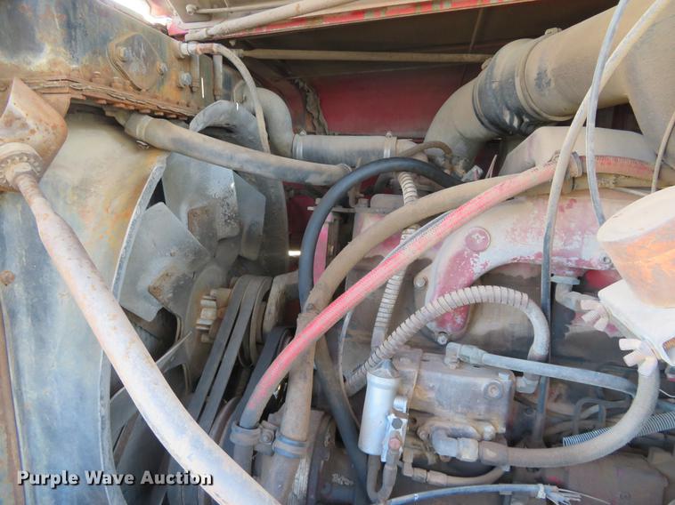 image for item DE8815 1979 International Paystar 5000 semi truck